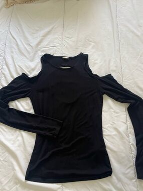 Garage Black Cold-Shoulder Long Sleeve Top